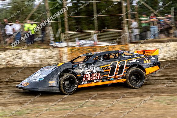 Super Sedan 11 T11 - Hobart - 22nd Nov 2025-7