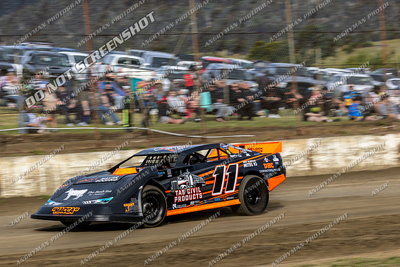 Super Sedan 11 T11 - Hobart - 22nd Nov 2025