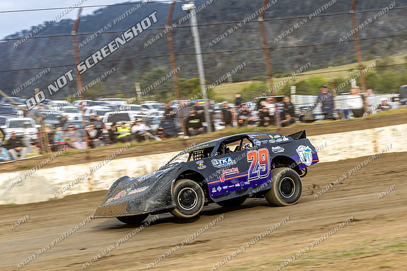 Super Sedan 29 T29 - Hobart - 22nd Nov 2025-13