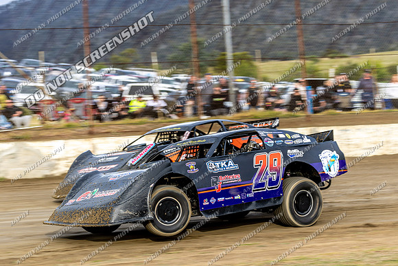 Super Sedan 29 T29 - Hobart - 22nd Nov 2025-9