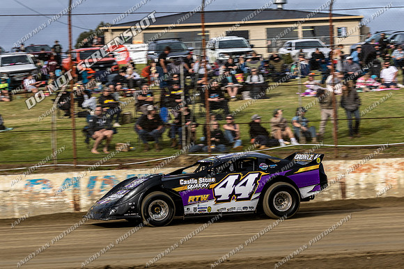Super Sedan 44 T44 - Hobart - 22nd Nov 2025-3