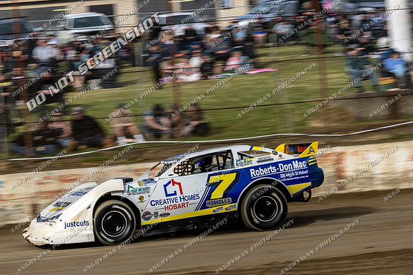 Super Sedan 7 T7 - Hobart - 22nd Nov 2025-3