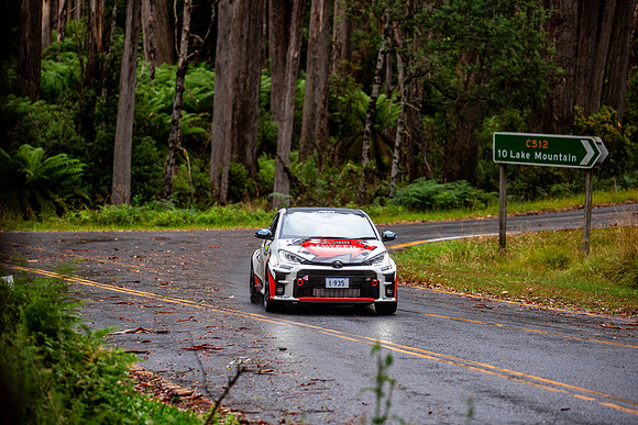 864 - SS09