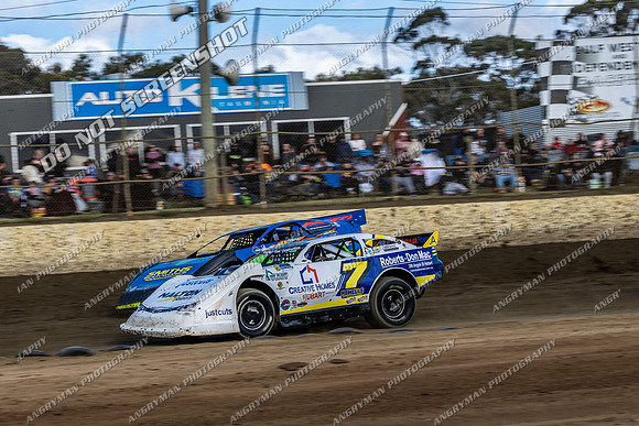Super Sedan 7 T7 - 03 - Latrobe - 6th Dec 2025-3