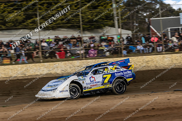 Super Sedan 7 T7 - 03 - Latrobe - 6th Dec 2025-4