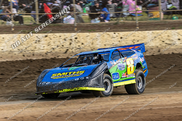 Super Sedan 8 T8 - 03 - Latrobe - 6th Dec 2025-4