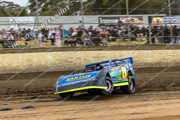 Super Sedan 8 T8 - 03 - Latrobe - 6th Dec 2025