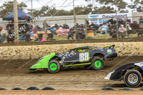 Super Sedan 88 T88 - 03 - Latrobe - 6th Dec 2025-5