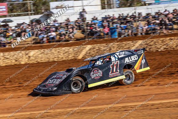 Late Model 11 W11 - 05 - Carrick - 26th Dec 2025-5