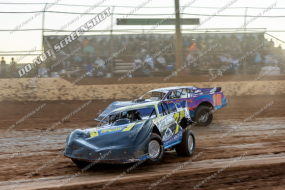 Super Sedan 7 V7 - 05 - Carrick - 26th Dec 2025-19