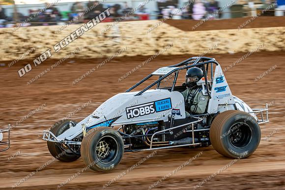Wingless 14 T14 - 05 - Carrick - 26th Dec 2025-9