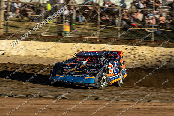 Late Model 12 T12 - 06 - Latrobe - 27th Dec 2025-5