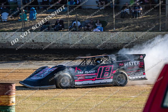 Late Model 18 T18 - 06 - Latrobe - 27th Dec 2025-4