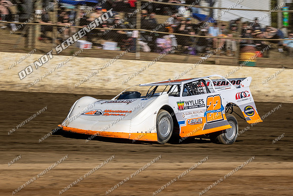 Late Model 22 T22 - 06 - Latrobe - 27th Dec 2025