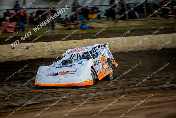 Late Model 22 T22 - 06 - Latrobe - 27th Dec 2025-4