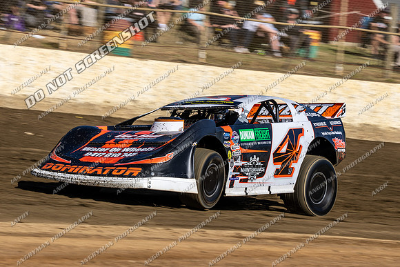 Super Sedan 4 W4 - 06 - Latrobe - 27th Dec 2025-3