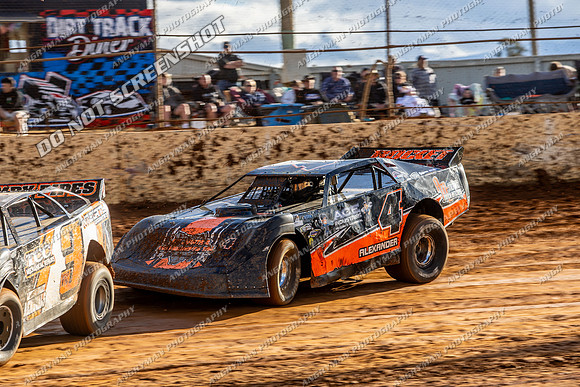 Super Sedan 4 T4 - 08 - Gene Cook Memorial - Carrick - 10 Jan 2026-7