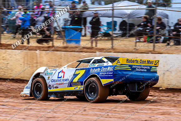 Super Sedan 7 T7 - 08 - Gene Cook Memorial - Carrick - 10 Jan 2026