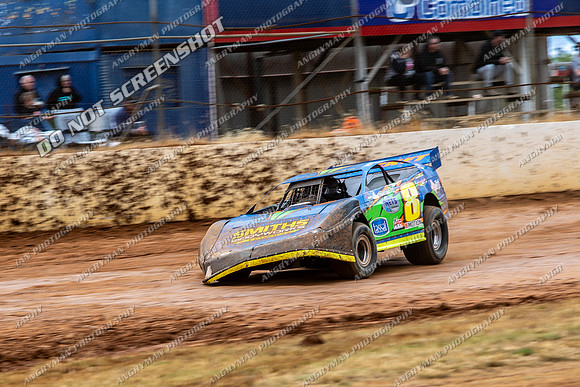 Super Sedan 8 T8 - 08 - Gene Cook Memorial - Carrick - 10 Jan 2026-13