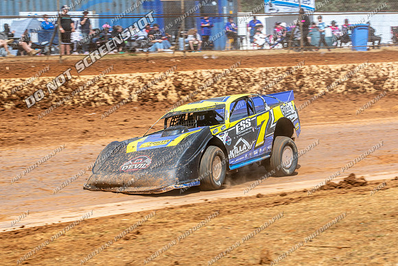 Super Sedan 7 V7 - 08 - Gene Cook Memorial - Carrick - 10 Jan 2026-12