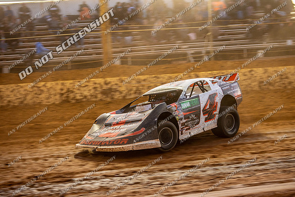Super Sedan 4 W4 - 08 - Gene Cook Memorial - Carrick - 10 Jan 2026-12