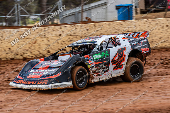 Super Sedan 4 W4 - 08 - Gene Cook Memorial - Carrick - 10 Jan 2026