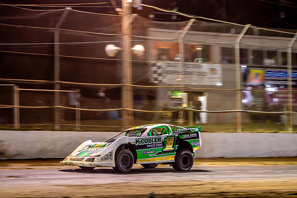 Super Sedan 1 A1 - 09 - Latrobe - 16-17 Jan 2026 - Grand Prix-14