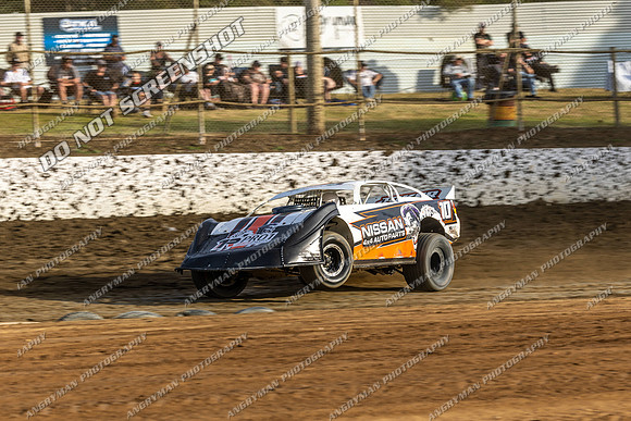 Super Sedan 10 Q10 - 09 - Latrobe - 16-17 Jan 2026 - Grand Prix-3