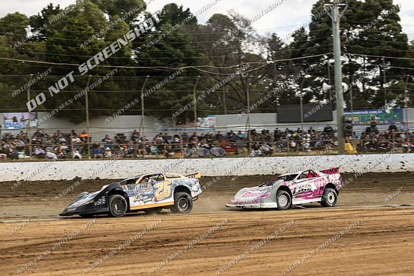 Super Sedan 26 Q26 - 09 - Latrobe - 16-17 Jan 2026 - Grand Prix-11