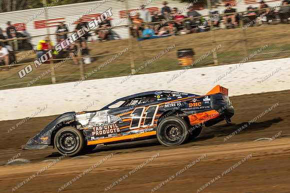Super Sedan 11 T11 - 09 - Latrobe - 16-17 Jan 2026 - Grand Prix