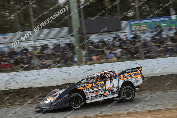 Super Sedan 14 T14 - 09 - Latrobe - 16-17 Jan 2026 - Grand Prix-10