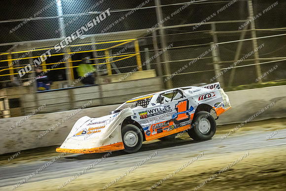 Super Sedan 22 T22 - 09 - Latrobe - 16-17 Jan 2026 - Grand Prix-6