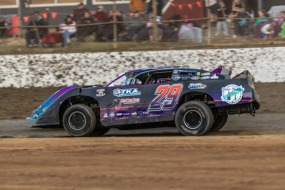 Super Sedan 29 T29 - 09 - Latrobe - 16-17 Jan 2026 - Grand Prix-3