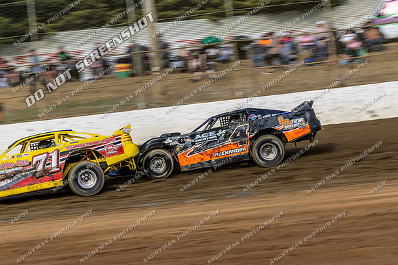 Super Sedan 4 T4 - 09 - Latrobe - 16-17 Jan 2026 - Grand Prix-2