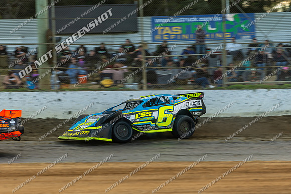 Super Sedan 6 T6 - 09 - Latrobe - 16-17 Jan 2026 - Grand Prix-7