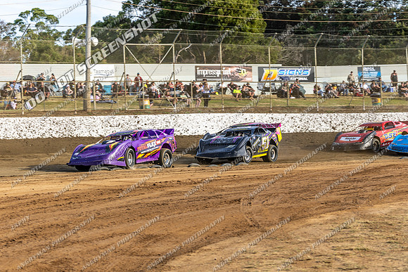 Super Sedan 75 T75 - 09 - Latrobe - 16-17 Jan 2026 - Grand Prix