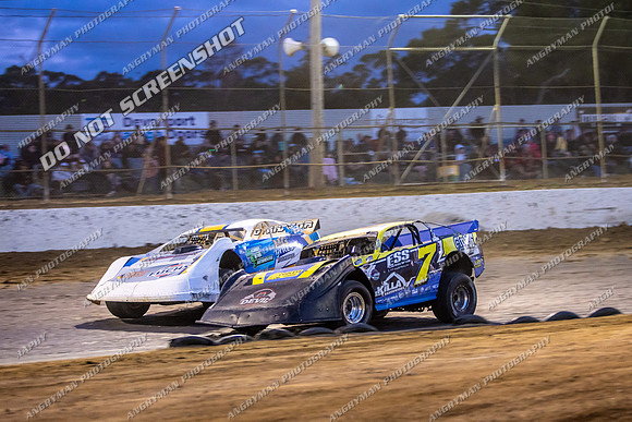 Super Sedan 7 V7 - 09 - Latrobe - 16-17 Jan 2026 - Grand Prix-10