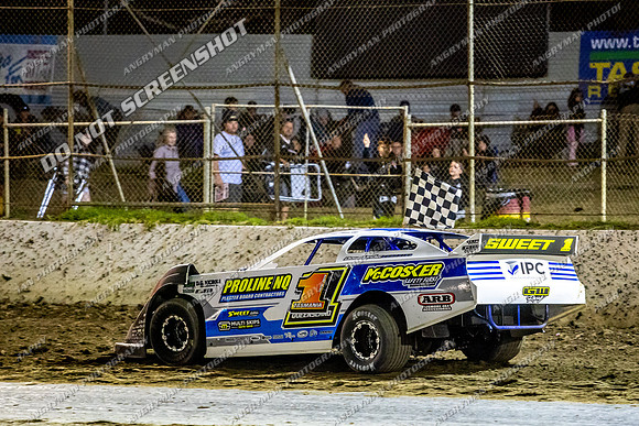 Super Sedan 18 Q18 - 10 - Latrobe - 30th -31st Jan 2026-30