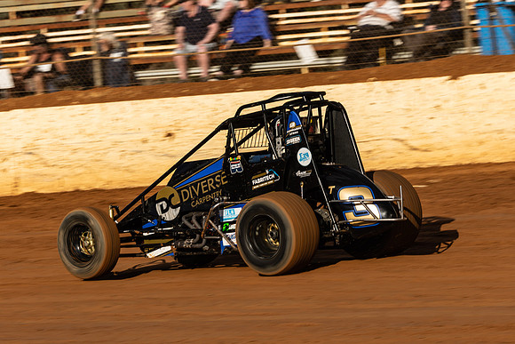 Wingless 3 T3 - 11 - Carrick - 7th Fab 2026-23
