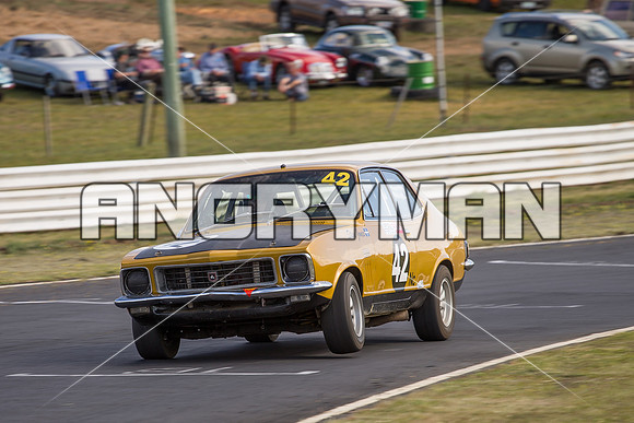 42 Steve James Holden Torana XU1 Group N Over 3 Litre - Saturday-5