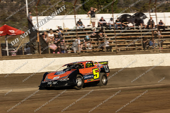 Super Sedan 5 T5 - 14 - Hobart - 14th March 2026