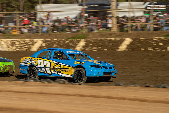 Street Stock 27 T27 - 12 - Latrobe - 15th Jan 2022-7