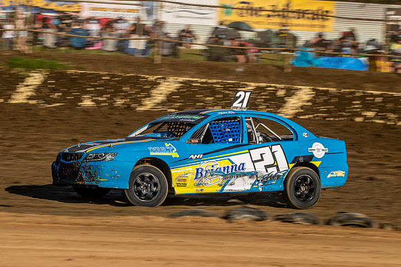 Street Stock 21 T21 - 12 - Latrobe - 15th Jan 2022-3