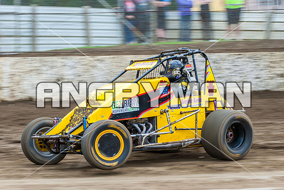 wingless 17 t17 hadyn mcbain - 4 - Hobart 2nd Nov 2013-2