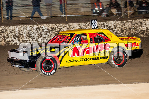 modified 28 t28 nathan russell - 4 - Hobart 2nd Nov 2013-8
