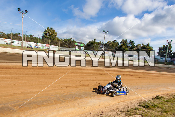 kart 4 - 5 - Latrobe - 16th Nov 2013-4