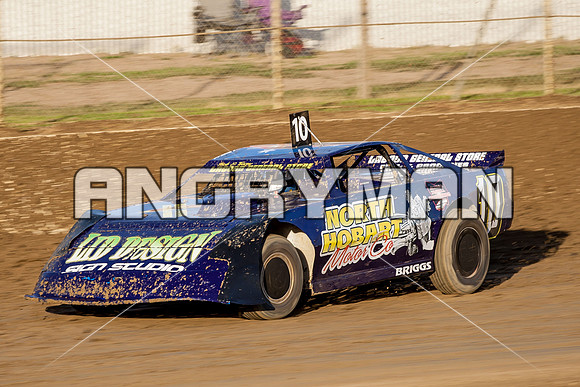 tassie six 10 - 5 - Latrobe - 16th Nov 2013-3