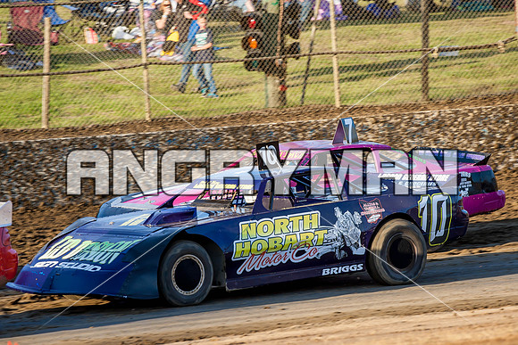 tassie six 10 - 5 - Latrobe - 16th Nov 2013