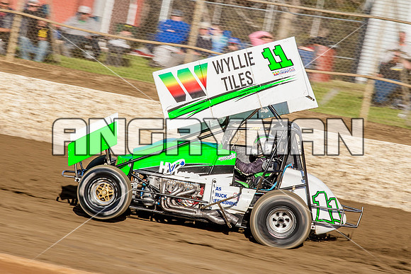 sprintcar 11 t11 Jason Redpath - 5 - Latrobe - 16th Nov 2013-7