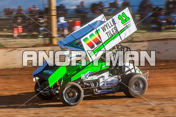 sprintcar 11 t11 Jason Redpath - 6 - Carrick - 30th Nov 2013-5